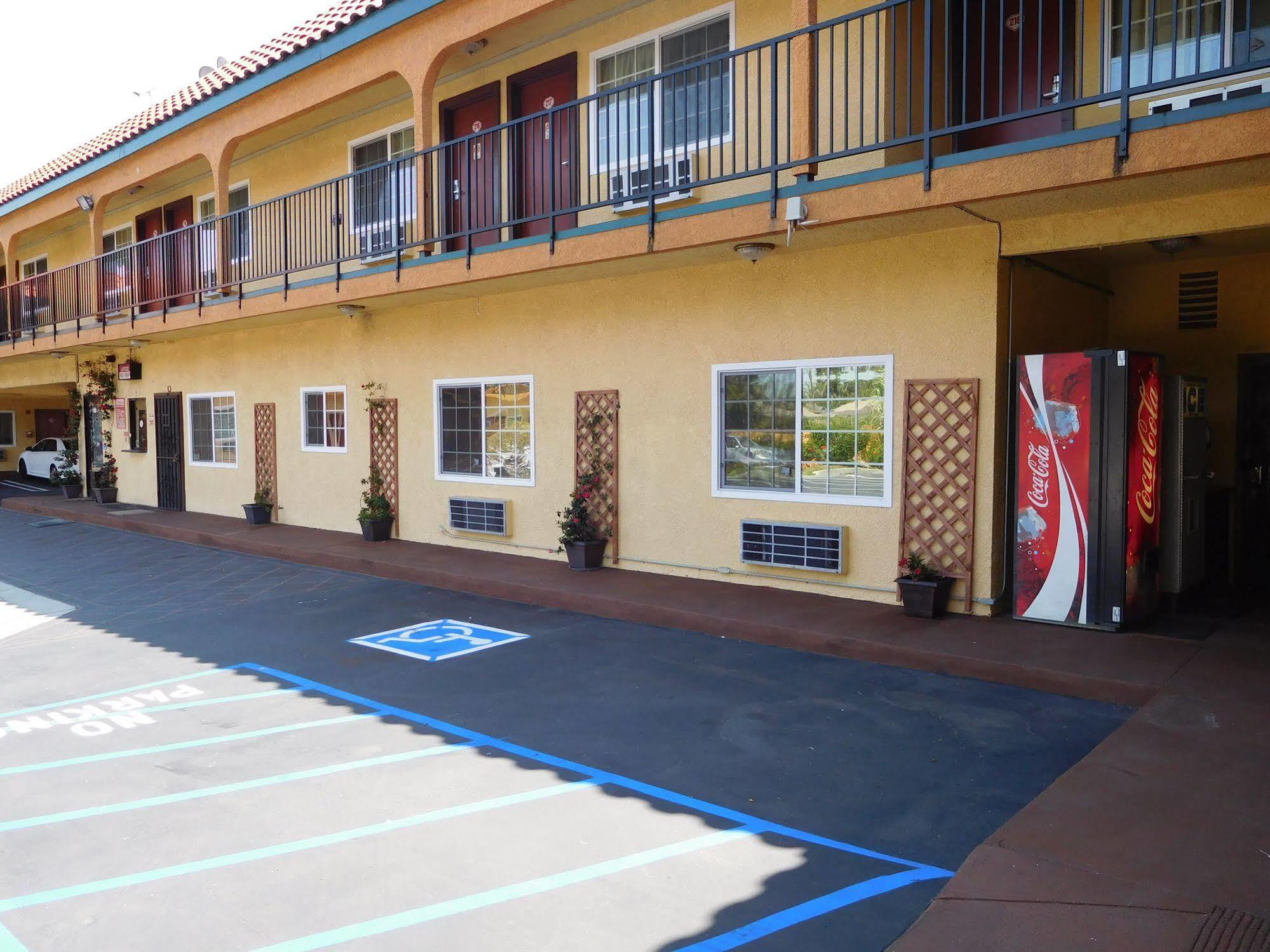 Diamond Inn Inglewood Buitenkant foto